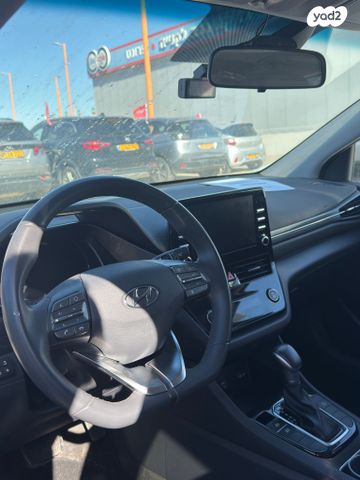 יונדאי איוניק