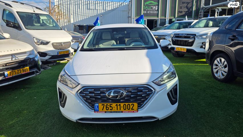 יונדאי איוניק