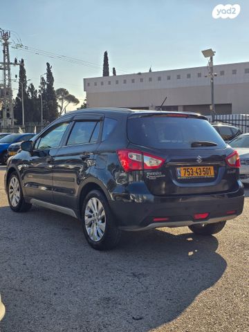 סוזוקי קרוסאובר