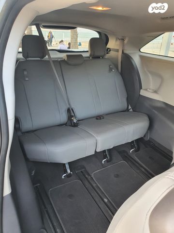 טויוטה סיינה