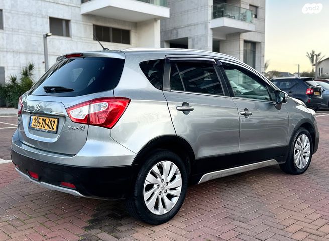 סוזוקי קרוסאובר