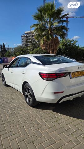 ניסאן סנטרה