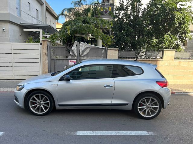 מודעת רכב פולקסווגן שירוקו