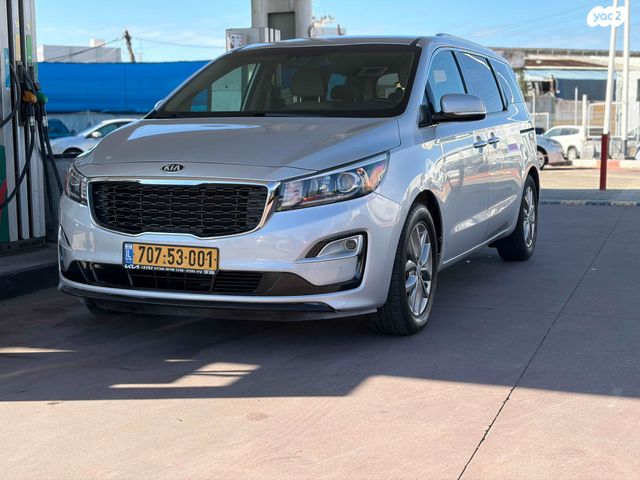 מודעת רכב קיה קרניבל