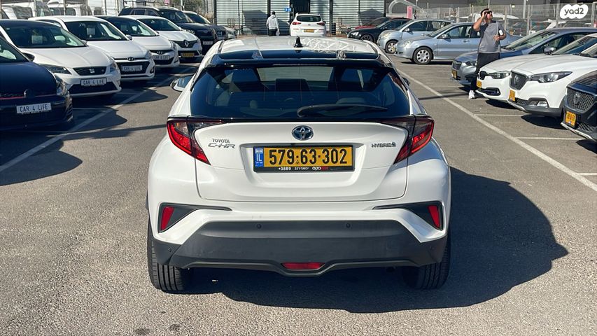 טויוטה C-HR