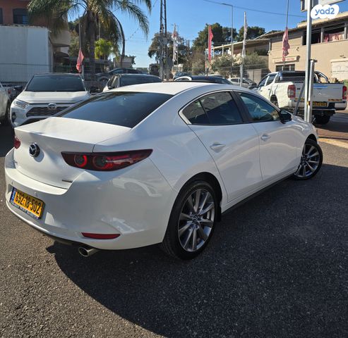 מודעת רכב מאזדה 3 2