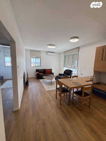 שדרות גולדה מאיר 20