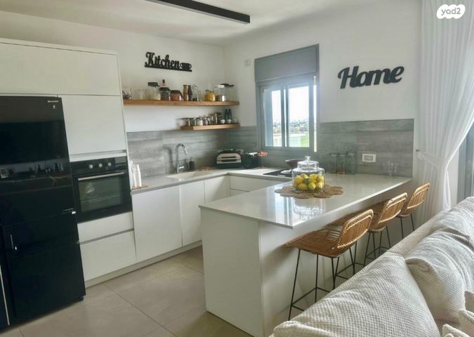 דירה, חרמון 16, נאות שז"ר, יבנה