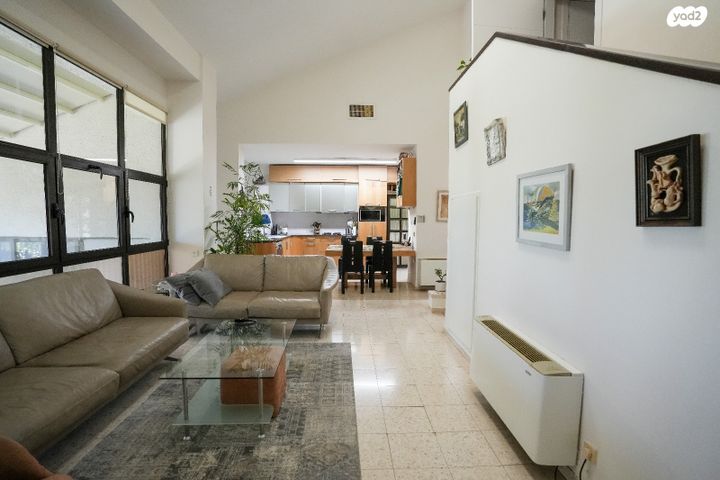 בית פרטי/ קוטג', ענבר 1, גילון, גילון