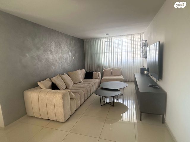 דירה, אלי כהן 11, רמת הנשיא, בת ים