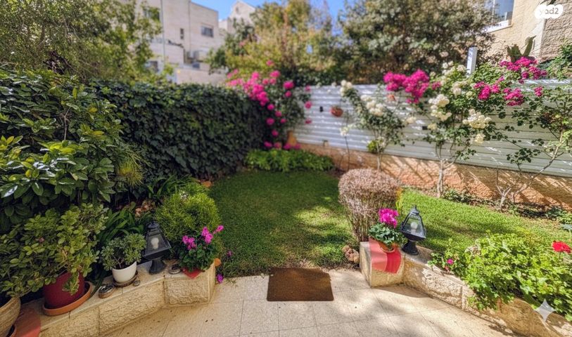 דירת גן, יצחק טוניק 7, פסגת זאב, ירושלים