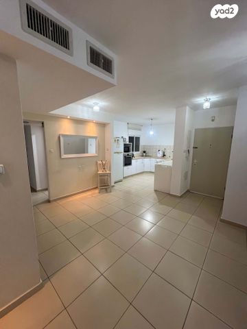 שדרות אלכסנדר 10