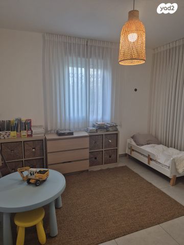 דירת גן, האתרוג 66, הדרים / כ"א, שוהם