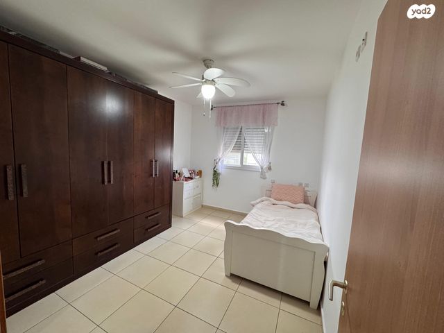 דירה, שדרות אלכסנדר 10, ניסן, חדרה