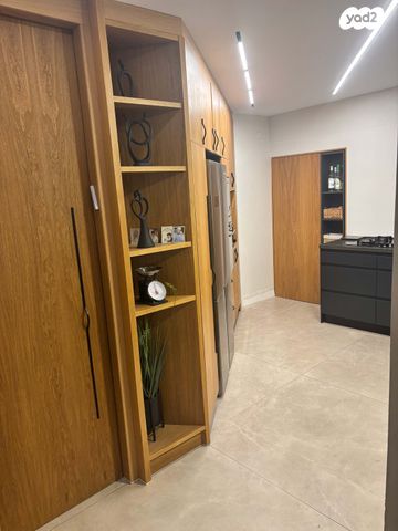 דירה, בנימין 38, ג' / מרכז מזרח העיר, רחובות