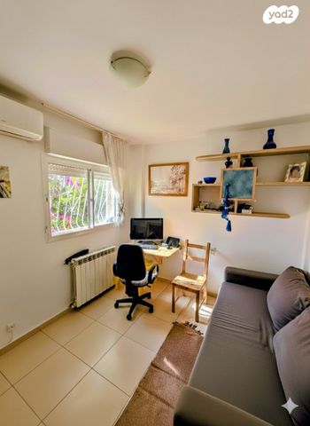 דירת גן, יצחק טוניק 7, פסגת זאב, ירושלים