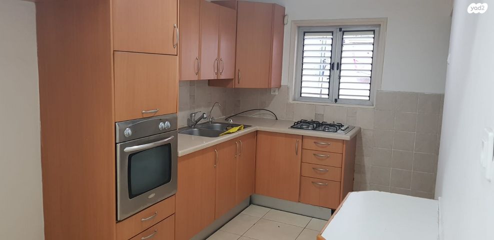 דירה, יוספטל 75, לב העיר, בת ים