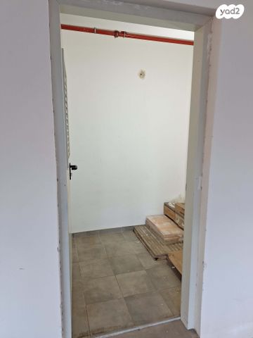 דירת גן, רפאל איתן 1, נאות שמיר, רמלה