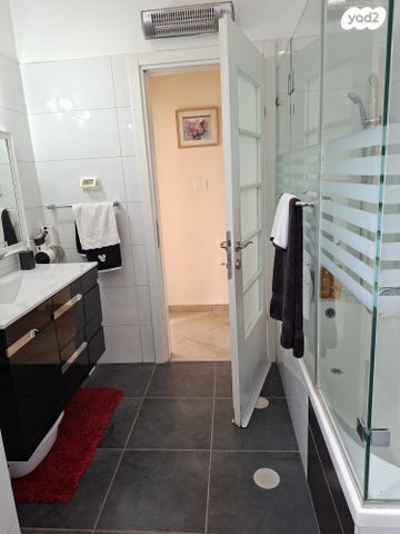 דירה, שמעון בן חמו 22, חומת שמואל, הר חומה, ירושלים