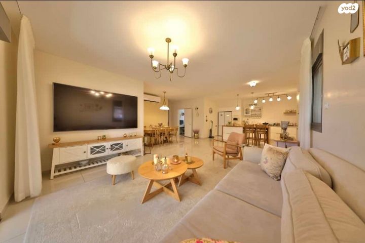 דירת גן, התאנים 31, מרכז העיר, קרית אתא