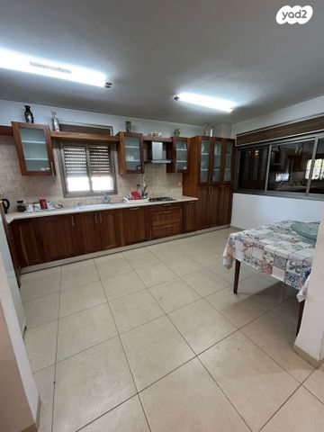 בית פרטי/ קוטג', לוי אשכול 1, כהן, טירת כרמל