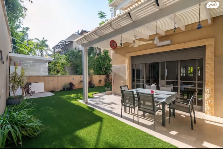 דו משפחתי, חיים הרצוג 20, גדרה הצעירה, גדרה