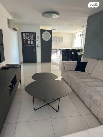 דירה, אלי כהן 11, רמת הנשיא, בת ים