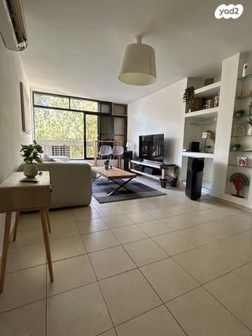 יהודה הנשיא 14