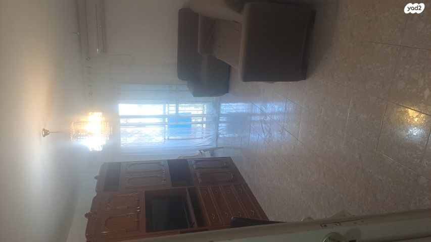 בעלי התוספות 28