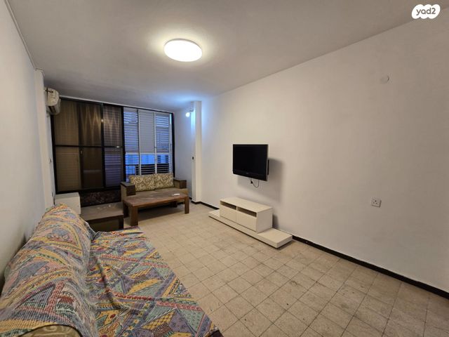 דירה, רוטשילד 61, עמידר, בת ים