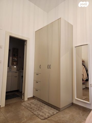 דירת גן, רחל אמנו 29, קטמון הישנה, ירושלים