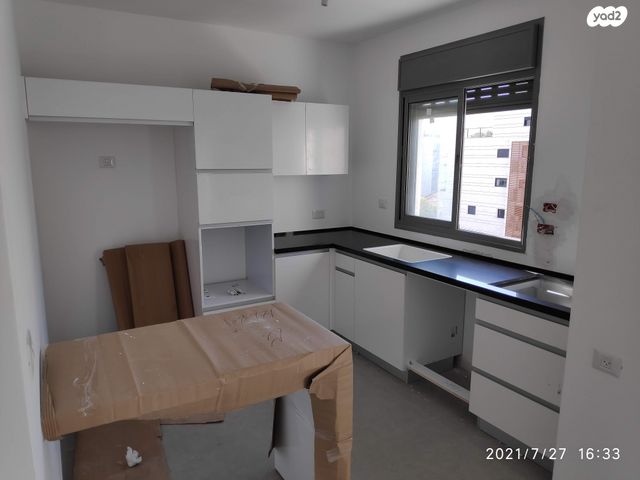 דירה, א.ד. גורדון 10, א' / צפון מזרח העיר, רחובות