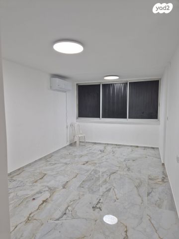 דירה, קרן היסוד 23, רובע ד', אשדוד