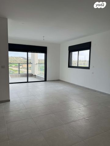 דירה, שדרות אילות 1, בת חפר, בת חפר