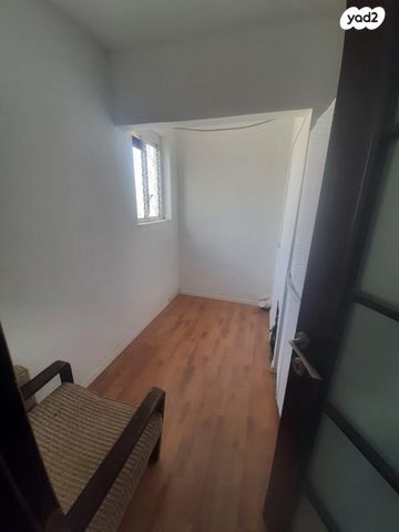 דירה, אברהם אבינו 79, שכונה ד', באר שבע