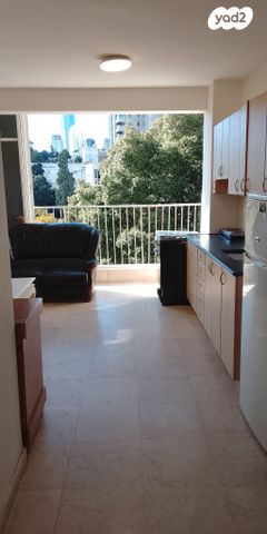 דירה, הרצל 40, שכונת יהלום, מרכז העיר ב, רמת גן