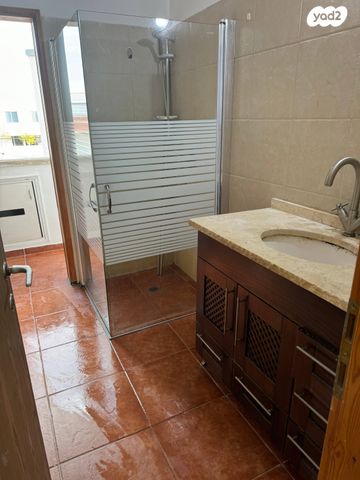 דירה, דרך בן גוריון 99, שכונת הלל, רמת גן