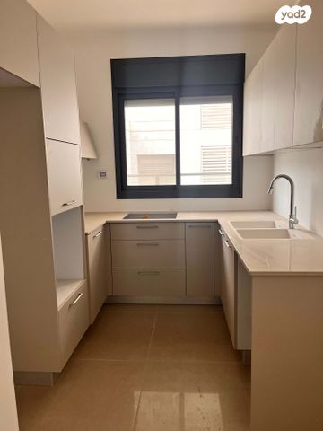 דירה, לח"י 25, שאר העיר, בני ברק