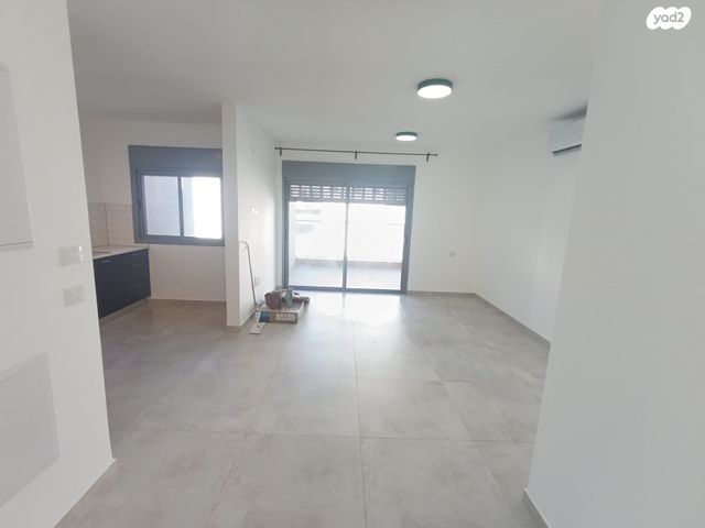 דירה, דרך ארץ 92, שאר העיר, חריש