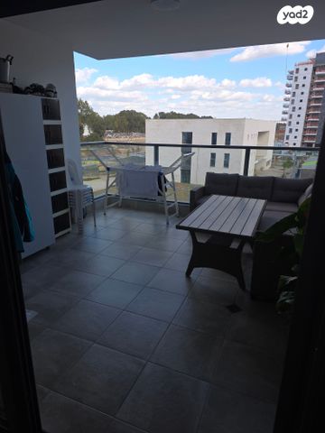 דירה, נאוה סמל 8, צומת סביון, קרית אונו