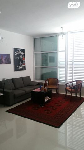 דירה, הרצל 51, מרכז, כפר סבא