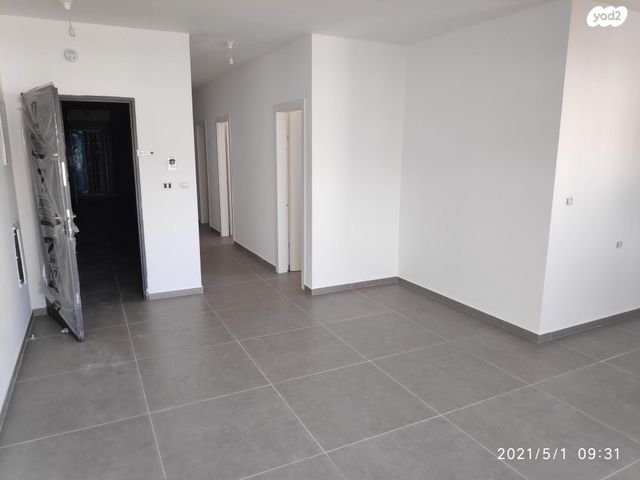 דירה, א.ד. גורדון 10, א' / צפון מזרח העיר, רחובות