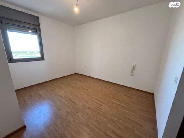 דירה, כרמל 17, אחוזת הנשיא, רחובות