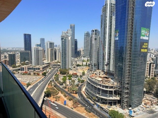 דירה, דרך מנחם בגין 158, מונטיפיורי, הרכבת, תל אביב יפו