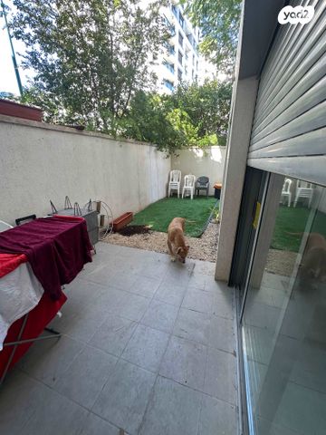 דירת גן, יאנוש קורצ'אק 1, קיראון, קרית אונו