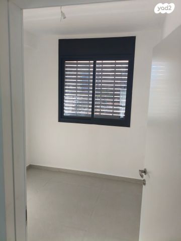 דירת גן, אורט ישראל 12, הנביאים, בת ים