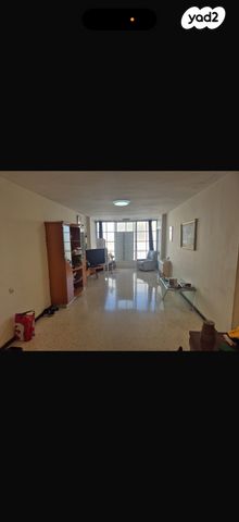 דירה, רוטשילד 68, ניצנה, בת ים