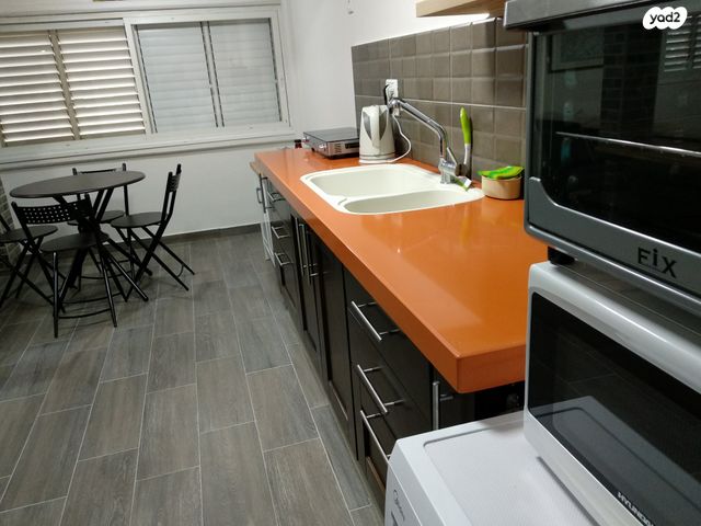 סאבלט, חן 38, אבישור, ערד