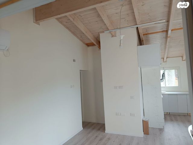 יחידת דיור, נחשולים 1, נצר חזני, נצר חזני