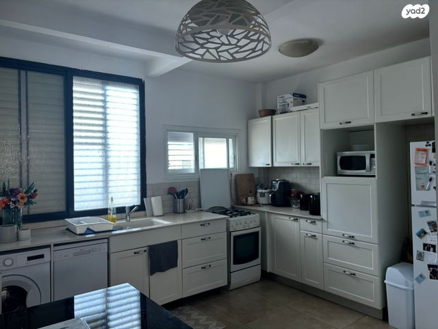 דירה, סירקין 29, פועלי הרכבת, גבעתיים